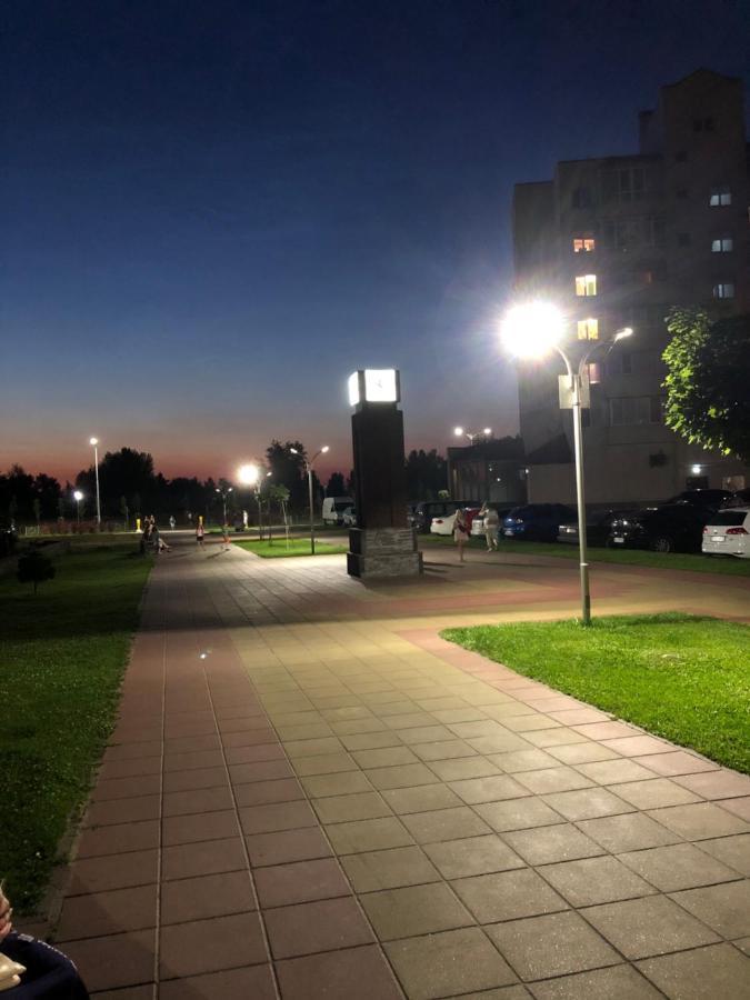Новая Красивая Квартира. Cherkasy Exterior foto