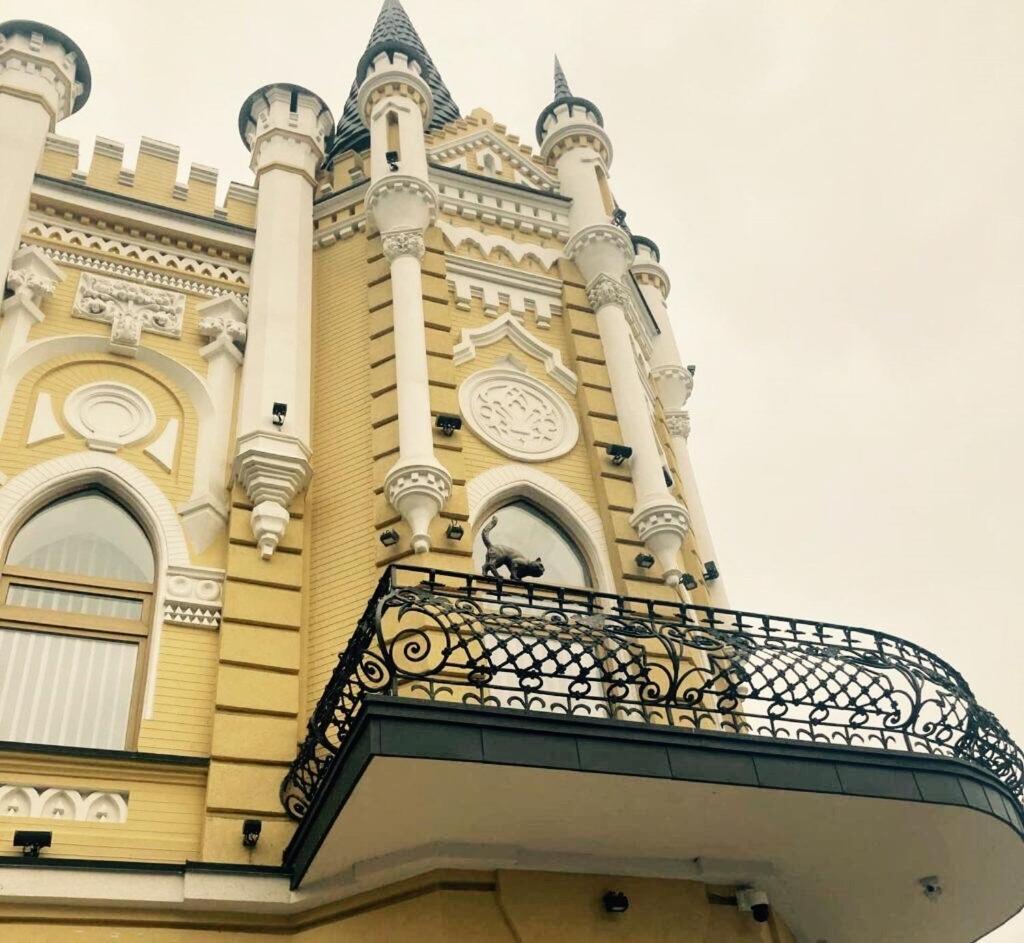 Новая Красивая Квартира. Cherkasy Exterior foto